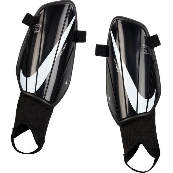 NIKE ESPINILLERAS CHARGE NEGRAS